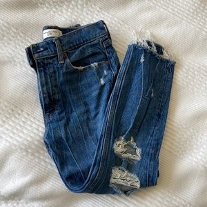 Never worn Abercrombie & Fitch jeans